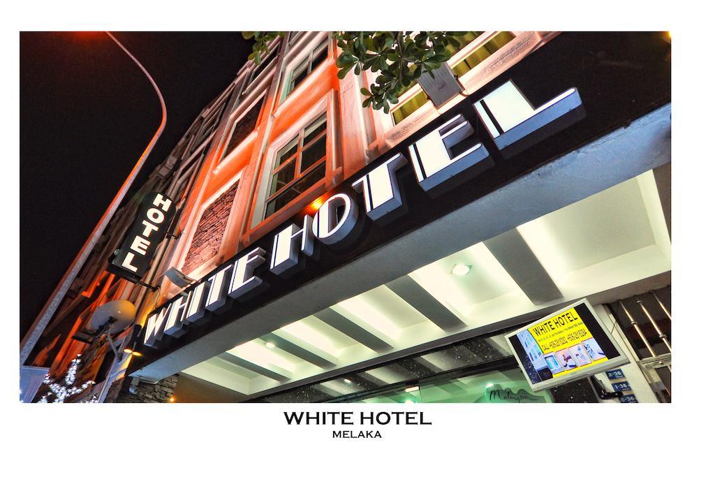 White Hotel Malacca Exterior foto